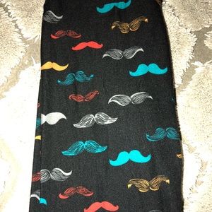 LuLaRoe OS mustache leggings